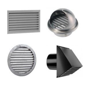 Ventilatieroosters van de kruipruimte geblokkeerd door bestrating, grond of begroeiing
